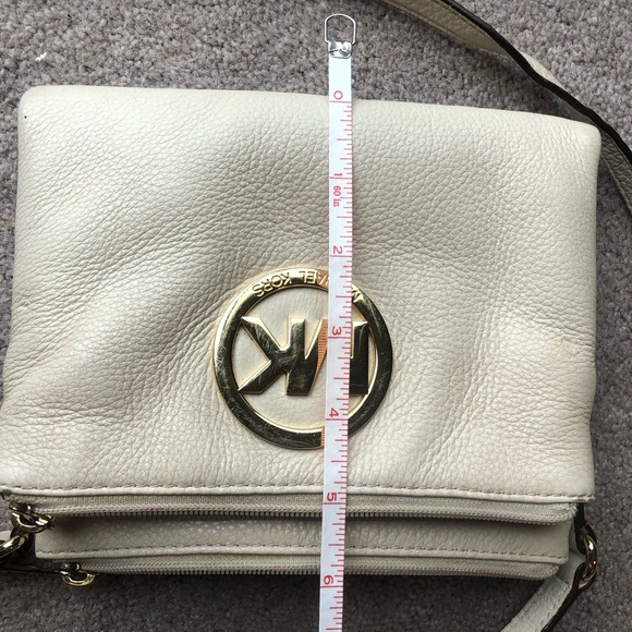 Michael Kors leather side bag - Picture 7 of 7